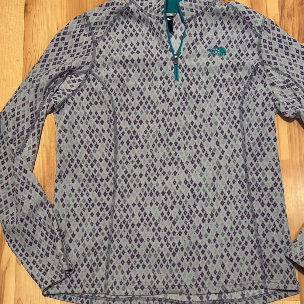 The North Face Gray and Blue Patterned Pullover